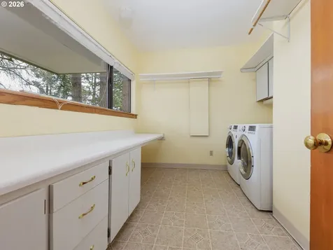 4510 SW 60th Place Portland OR 97221