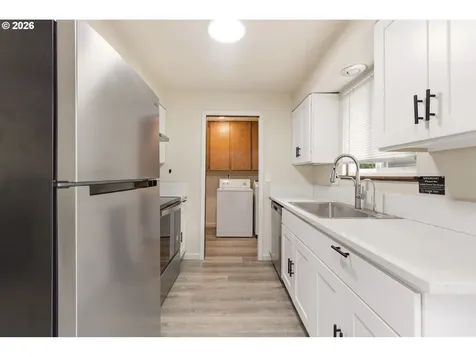 3836 SE 91st Avenue Portland OR 97266