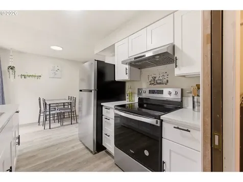 3836 SE 91st Avenue Portland OR 97266