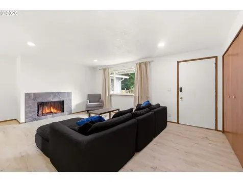 3836 SE 91st Avenue Portland OR 97266