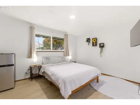 3836 SE 91st Avenue Portland OR 97266