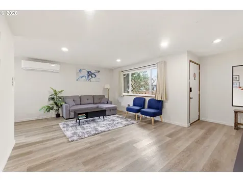 3836 SE 91st Avenue Portland OR 97266