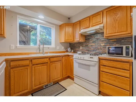 9407 NE 23rd Court Vancouver WA 98665