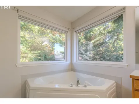 9407 NE 23rd Court Vancouver WA 98665