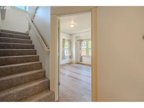 7906 SE Woodstock Boulevard Portland OR 97206