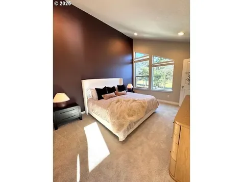 2725 S Heather Street Cornelius OR 97113