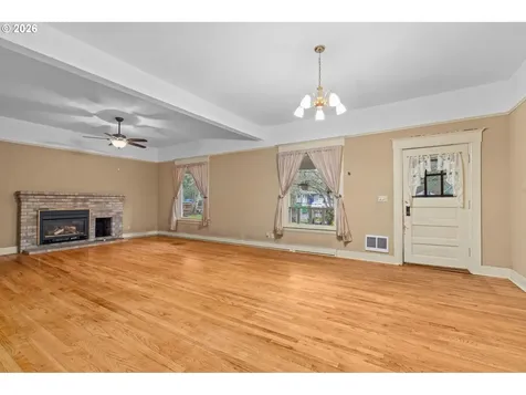 1643 Cedar Street Forest Grove OR 97116