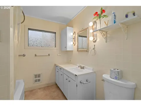 1643 Cedar Street Forest Grove OR 97116