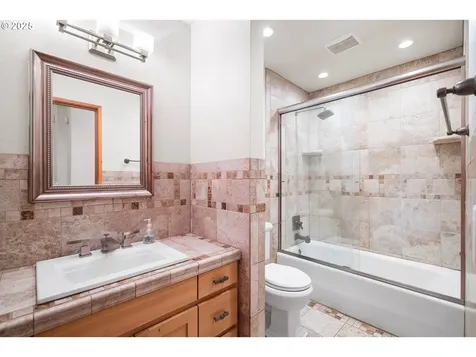 5062 Prospect Street West Linn OR 97068