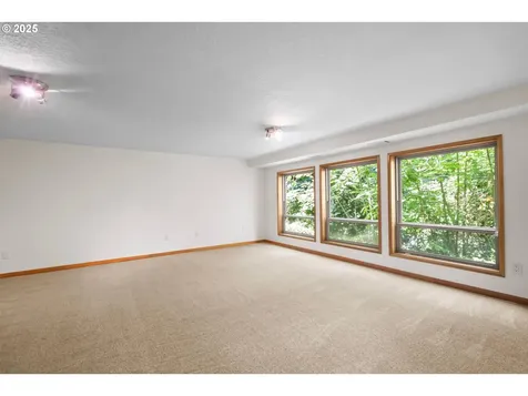 5062 Prospect Street West Linn OR 97068