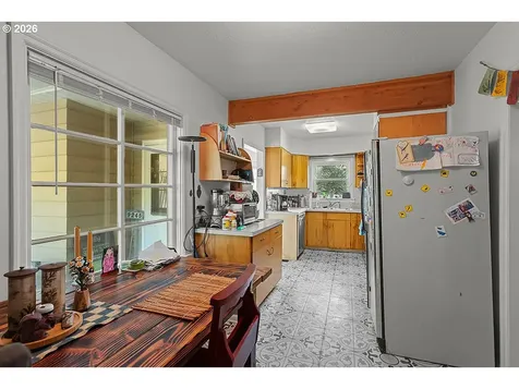 9245 NW Skyline Boulevard Portland OR 97231