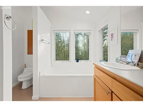 9245 NW Skyline Boulevard Portland OR 97231