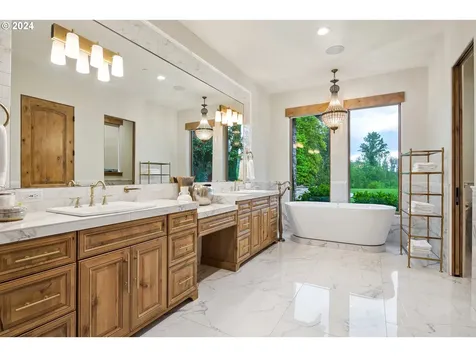 421 NW 209th Street Ridgefield WA 98642