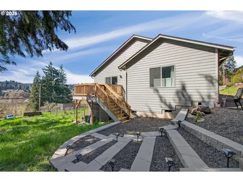 635 NW Pine Street Clatskanie OR 97016
