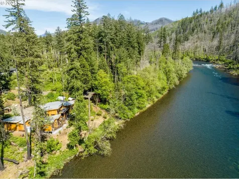 49348 Mckenzie Highway Vida OR 97488