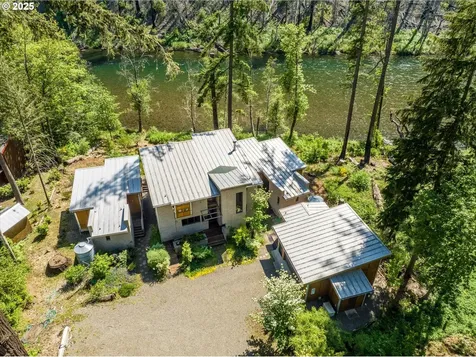 49348 Mckenzie Highway Vida OR 97488