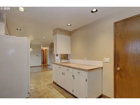 14351 NE San Rafael Street Portland OR 97230
