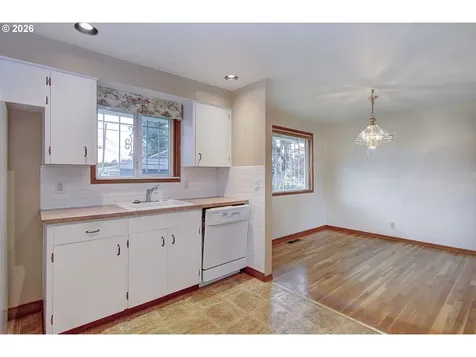 14351 NE San Rafael Street Portland OR 97230