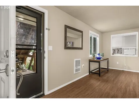13271 Clairmont Way Oregon City OR 97045