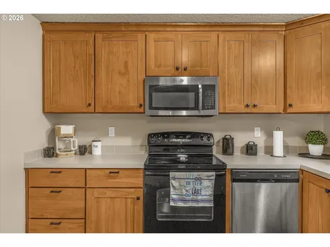 13271 Clairmont Way Oregon City OR 97045