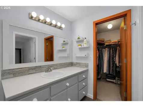 16020 SW Cattail Court Portland OR 97223
