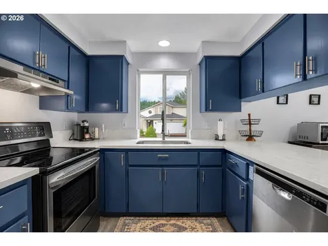 16020 SW Cattail Court Portland OR 97223