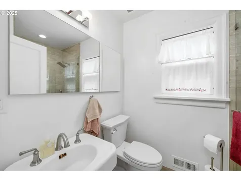 3107 NE 27th Avenue Portland OR 97212