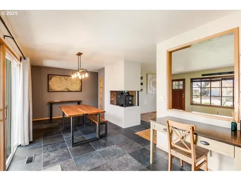 208 N Knoxville Way Vancouver WA 98664