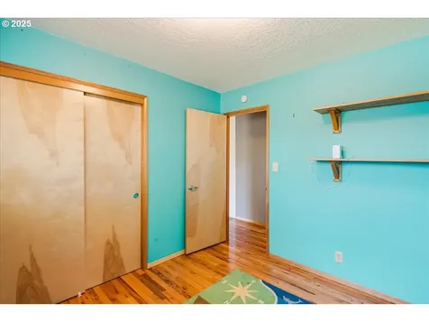 208 N Knoxville Way Vancouver WA 98664