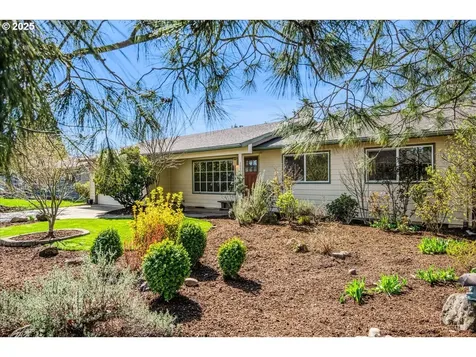 208 N Knoxville Way Vancouver WA 98664