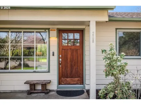208 N Knoxville Way Vancouver WA 98664