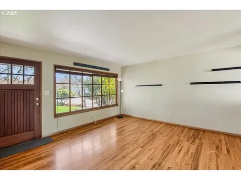 208 N Knoxville Way Vancouver WA 98664