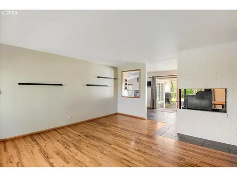 208 N Knoxville Way Vancouver WA 98664
