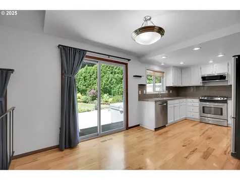 1505 NW 124th Avenue Portland OR 97229