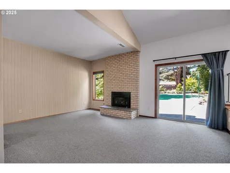 1505 NW 124th Avenue Portland OR 97229