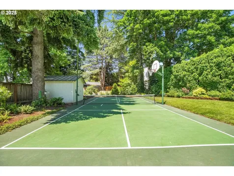 1505 NW 124th Avenue Portland OR 97229