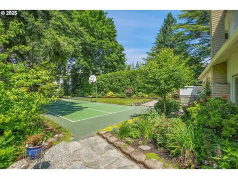 1505 NW 124th Avenue Portland OR 97229