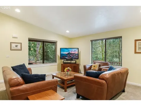 17120 S Seal Court Oregon City OR 97045