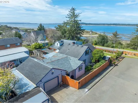 407 S Empire Boulevard Coos Bay OR 97420
