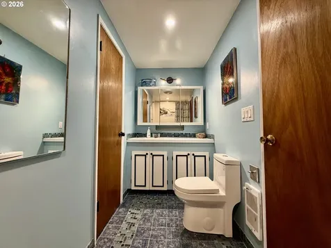 407 S Empire Boulevard Coos Bay OR 97420