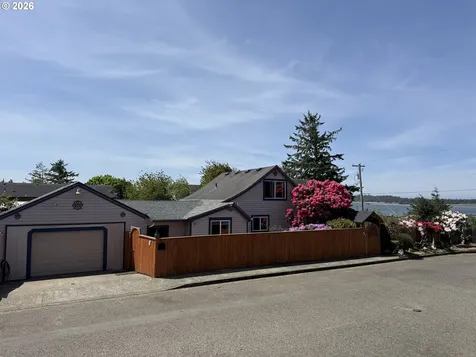 407 S Empire Boulevard Coos Bay OR 97420