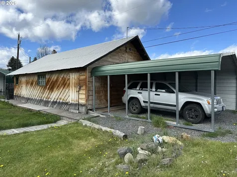 215 B Avenue Seneca OR 97873