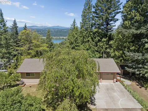 37205 NE Clara Smith Road Corbett OR 97019
