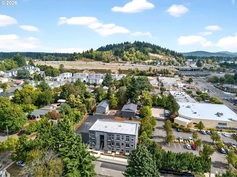 3320 SE 90th Place Portland OR 97266