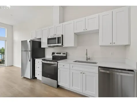 3320 SE 90th Place Portland OR 97266
