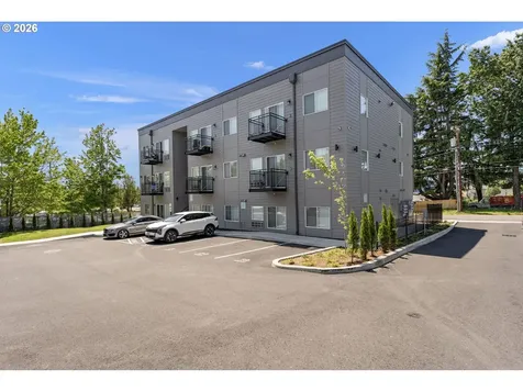 3320 SE 90th Place Portland OR 97266