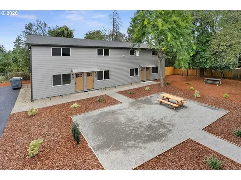3320 SE 90th Place Portland OR 97266