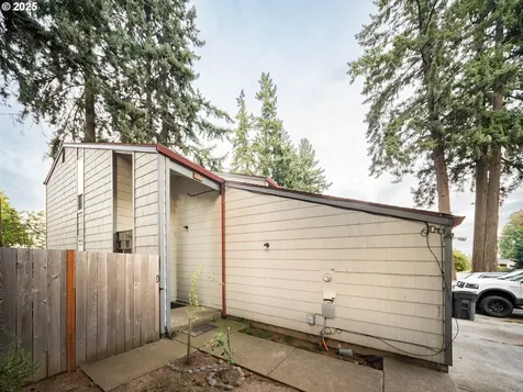 550 SE 5th Avenue Canby OR 97013
