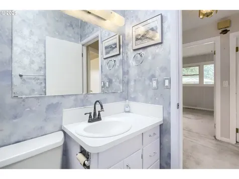 1103 SE 120th Avenue Portland OR 97216