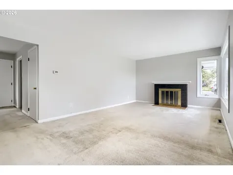 1103 SE 120th Avenue Portland OR 97216